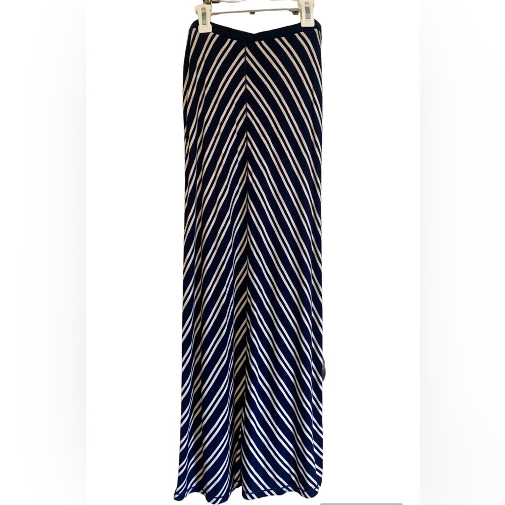 MAX STUDIO  Maxi Skirt, Blue/White, Medium.